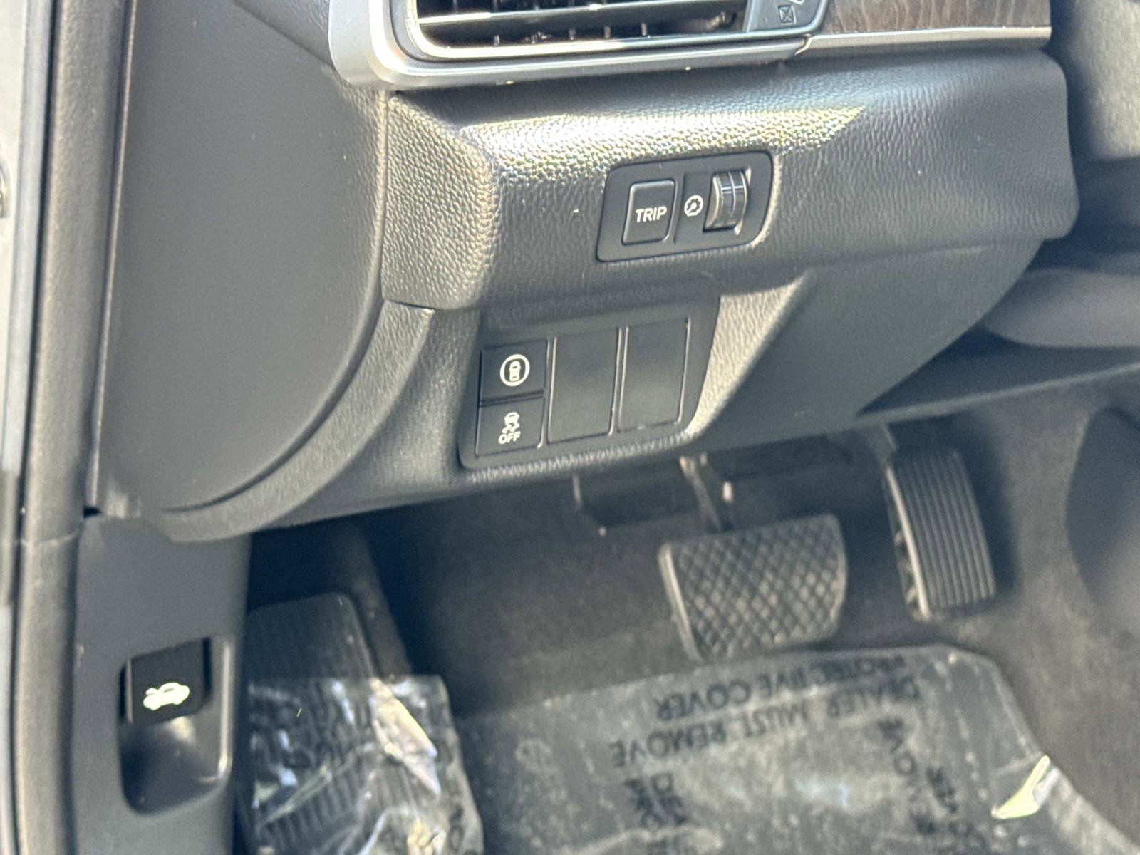 Used 2019 Honda Accord EX image 13