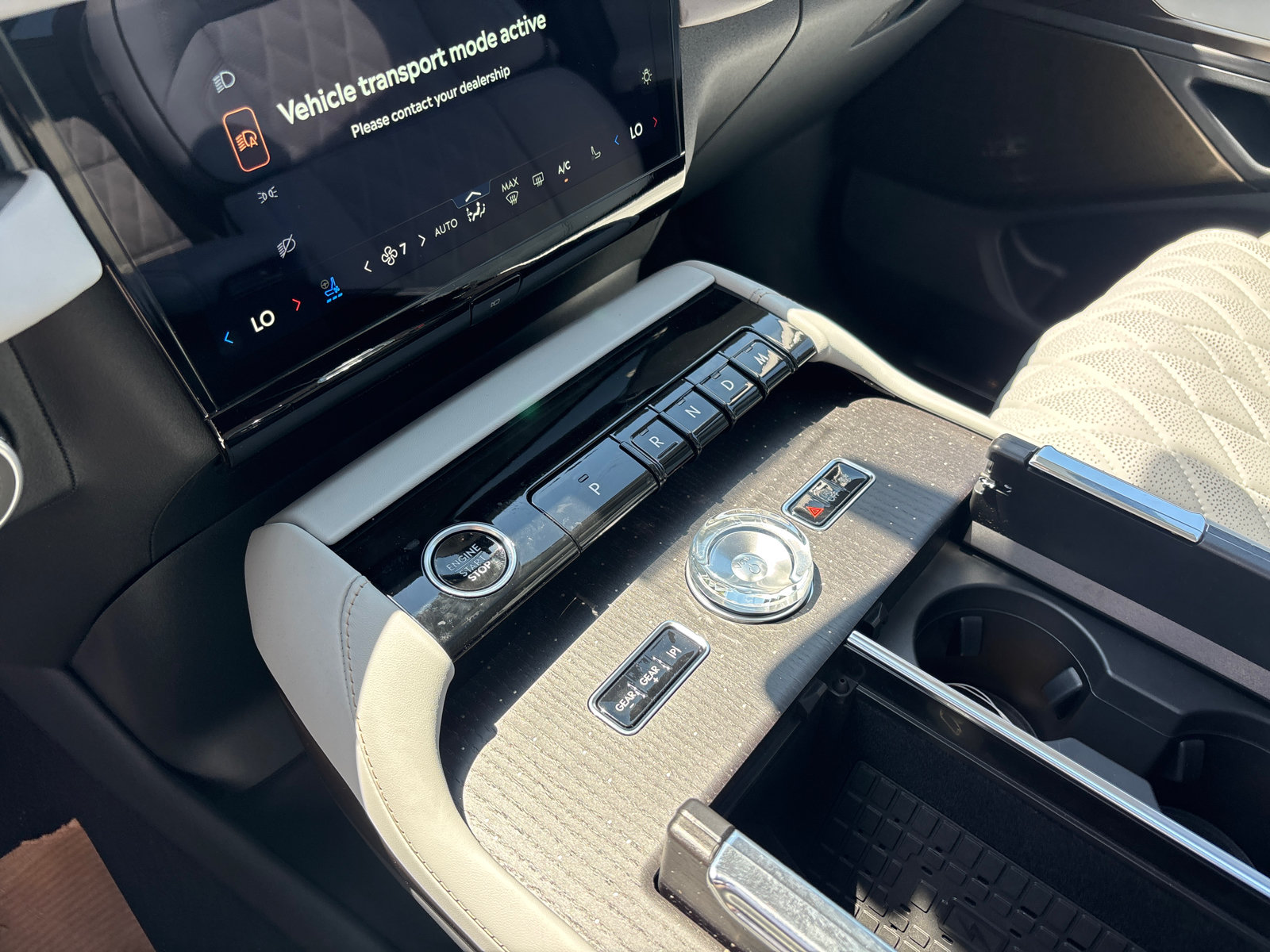 New 2026 Lincoln Navigator L Black Label AWD/4WD image 22