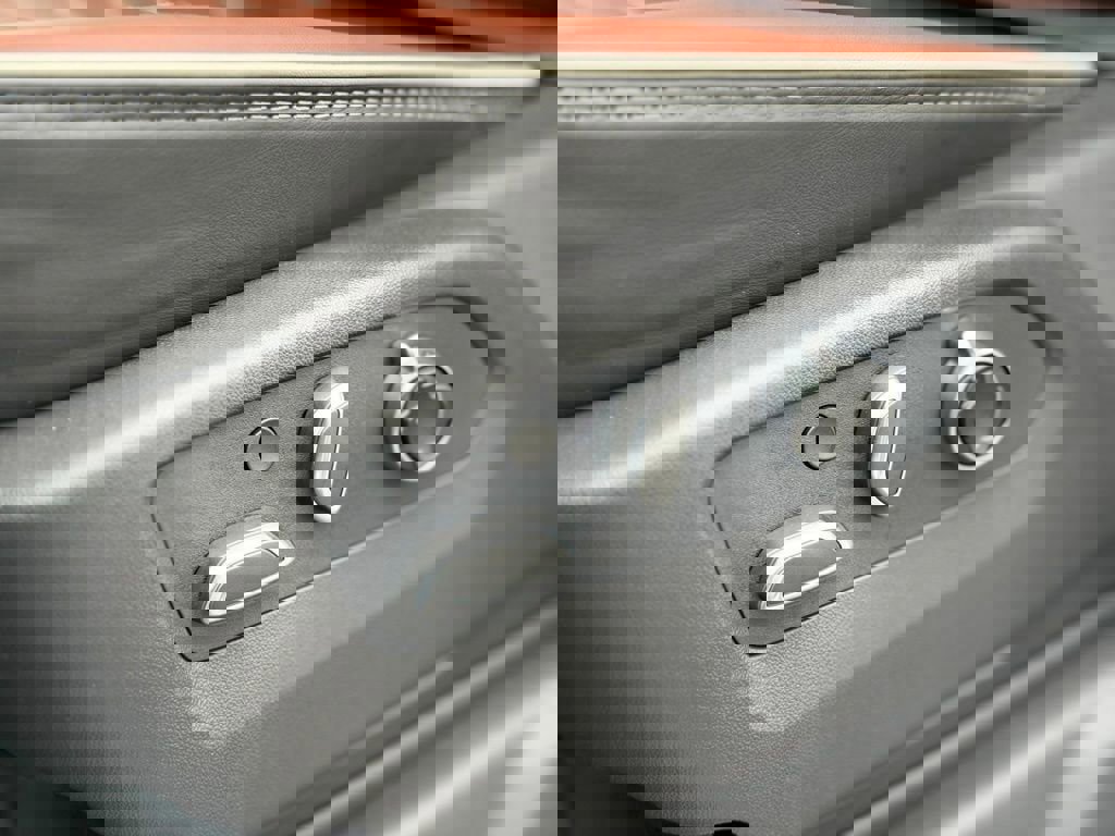 New 2026 GMC Sierra 2500 Denali Ultimate w/ Max Trailering Package image 15