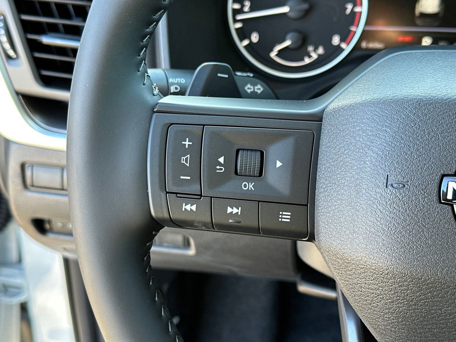 New 2026 Nissan Rogue SV FWD image 26
