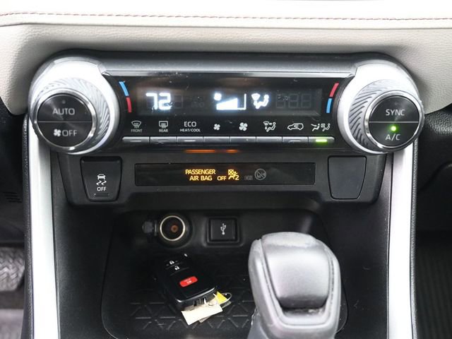 Certified 2022 Toyota RAV4 XLE image 15