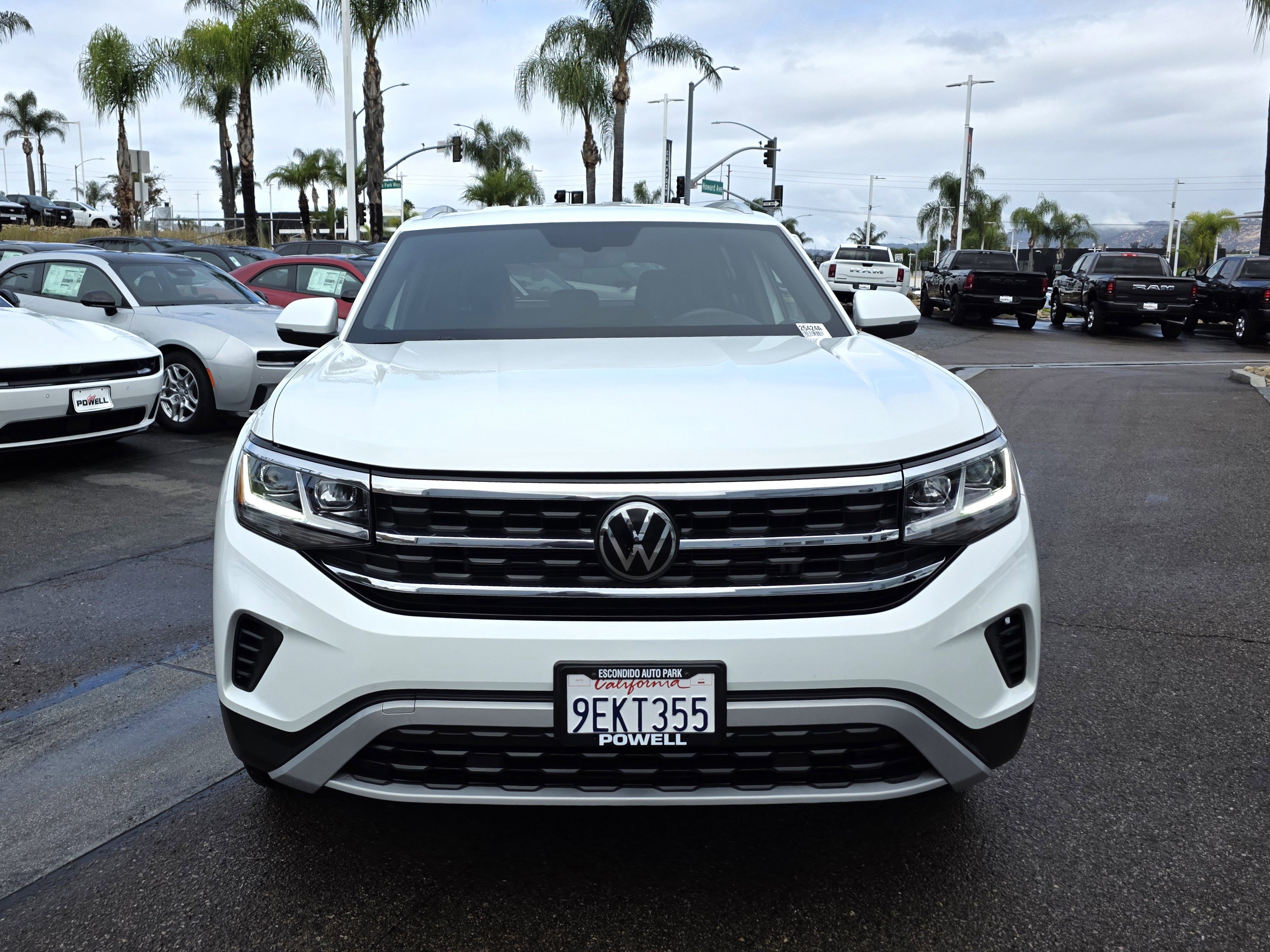 Used 2023 Volkswagen Atlas Cross Sport SE image 7