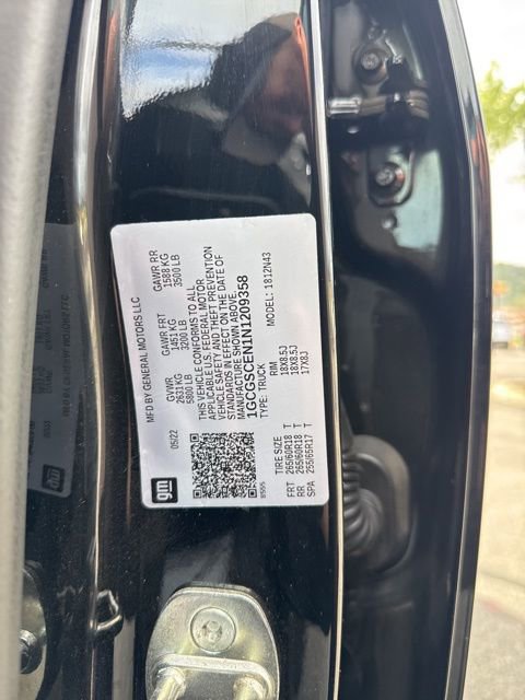 Used 2022 Chevrolet Colorado LT w/ Redline Special Edition image 27