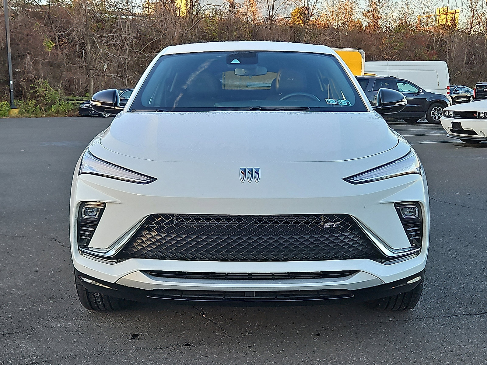 Certified 2024 Buick Envista Sport Touring w/ Advanced Safety Package image 2