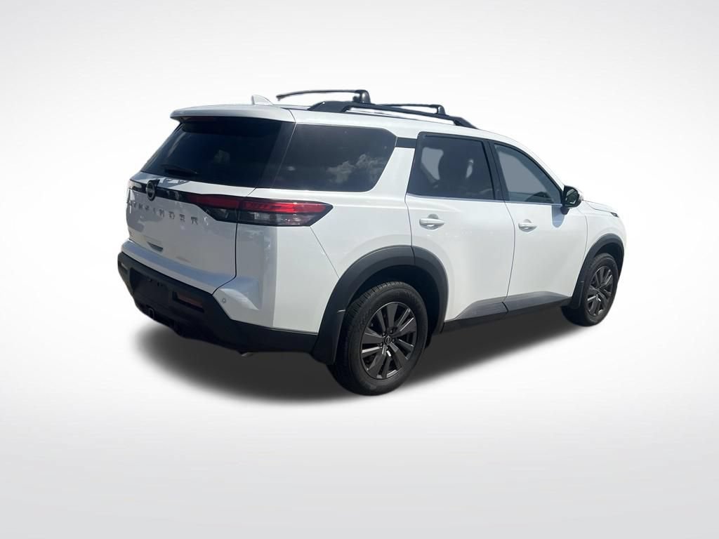 Certified 2025 Nissan Pathfinder SV w/ SV Premium Package FWD image 5