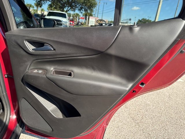 Used 2020 Chevrolet Equinox LT w/ Sport Edition image 17