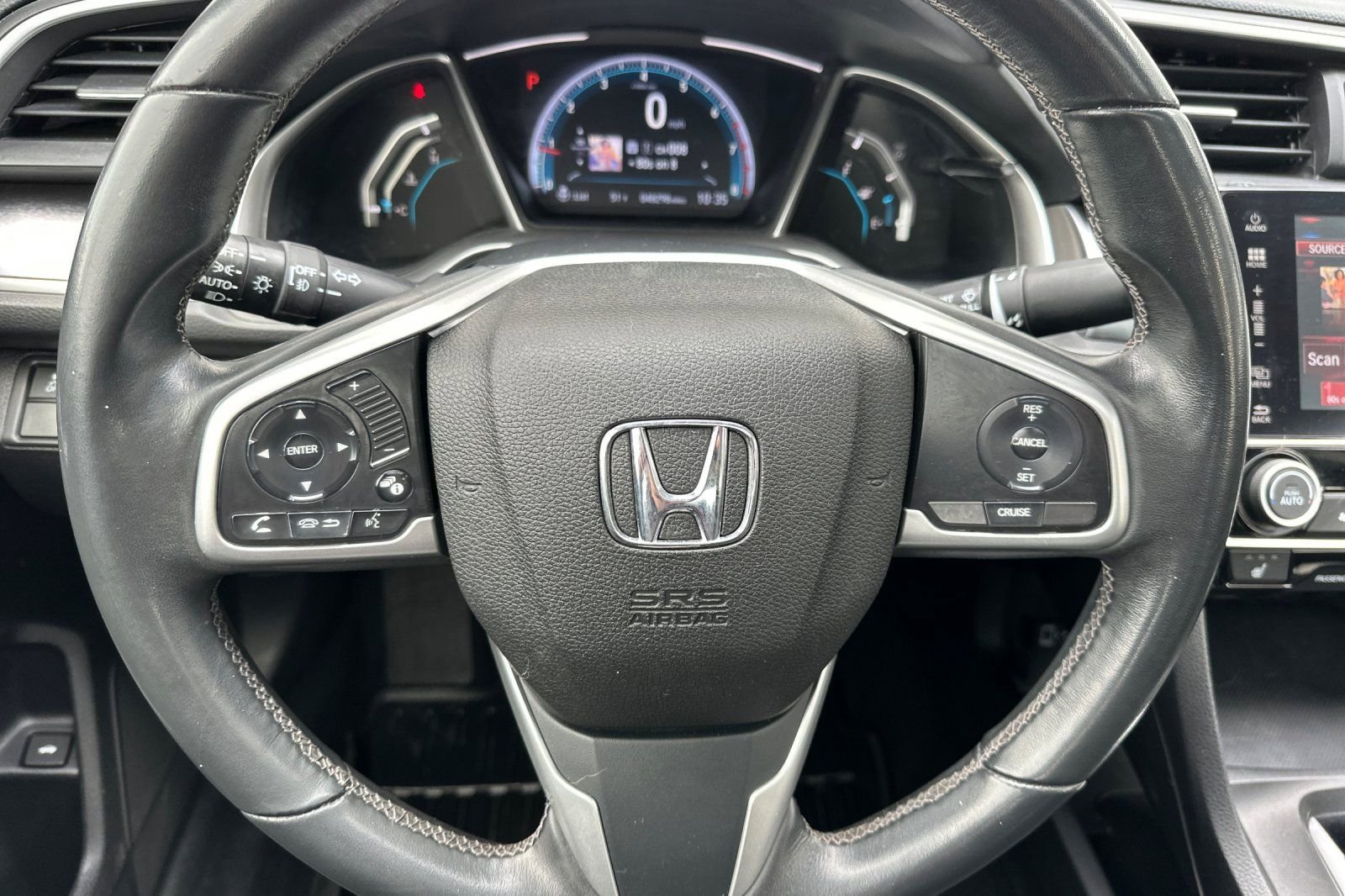 Used 2018 Honda Civic EX-L image 24
