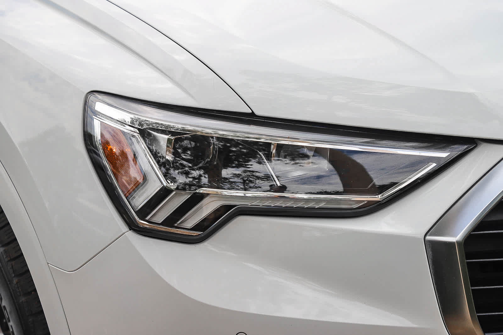 Used 2022 Audi Q3 2.0T Premium Plus w/ Premium Plus Package AWD/4WD image 9