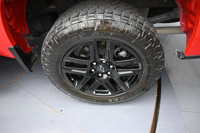 Used 2024 Chevrolet Silverado 1500 LT Trail Boss AWD/4WD image 24