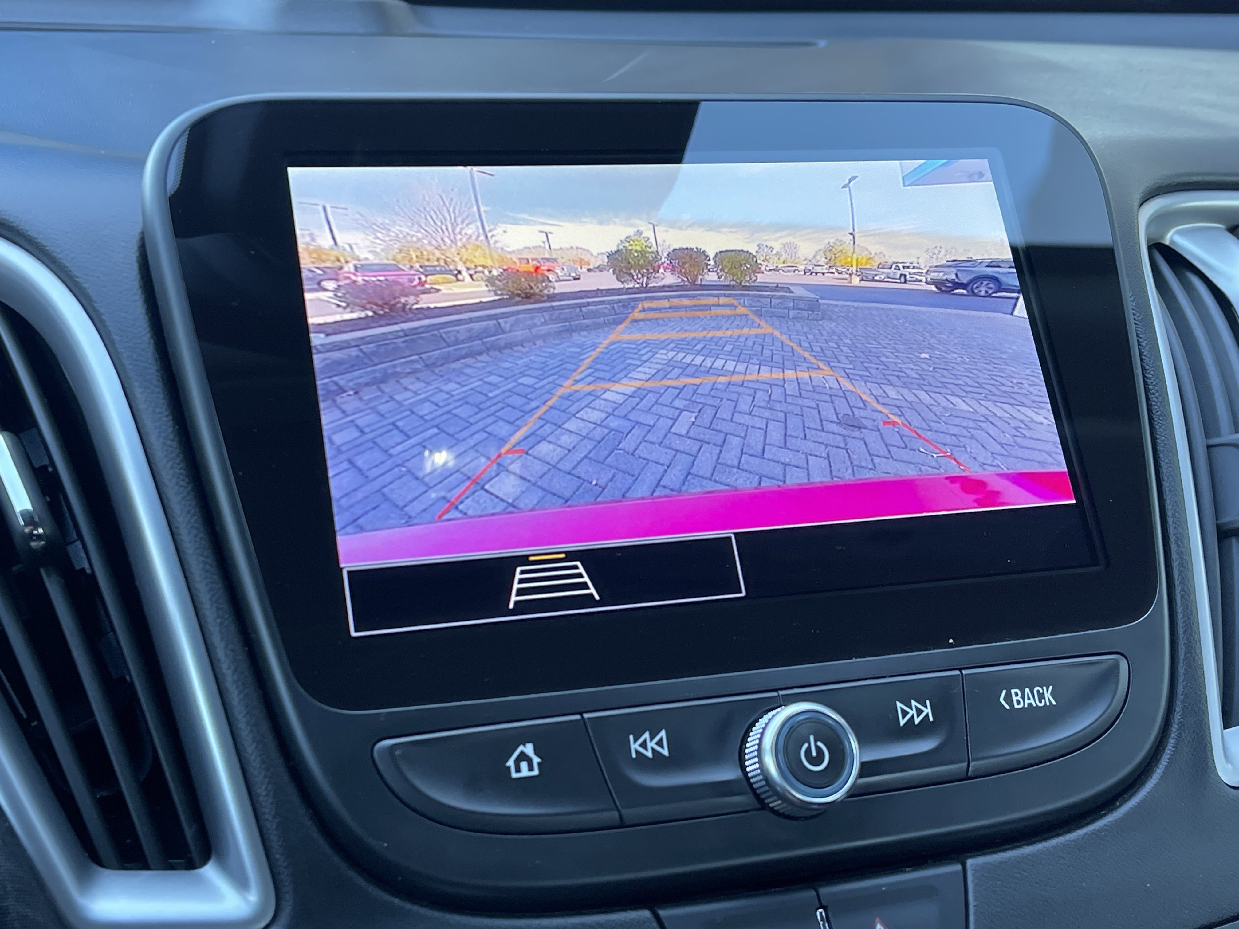 Used 2025 Chevrolet Malibu LT image 26