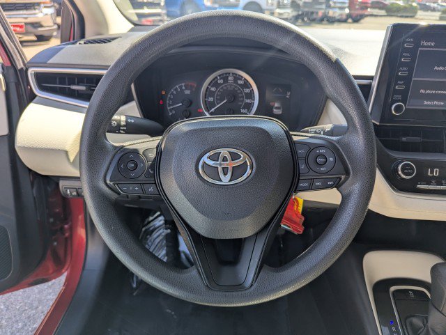 Used 2020 Toyota Corolla LE FWD image 12