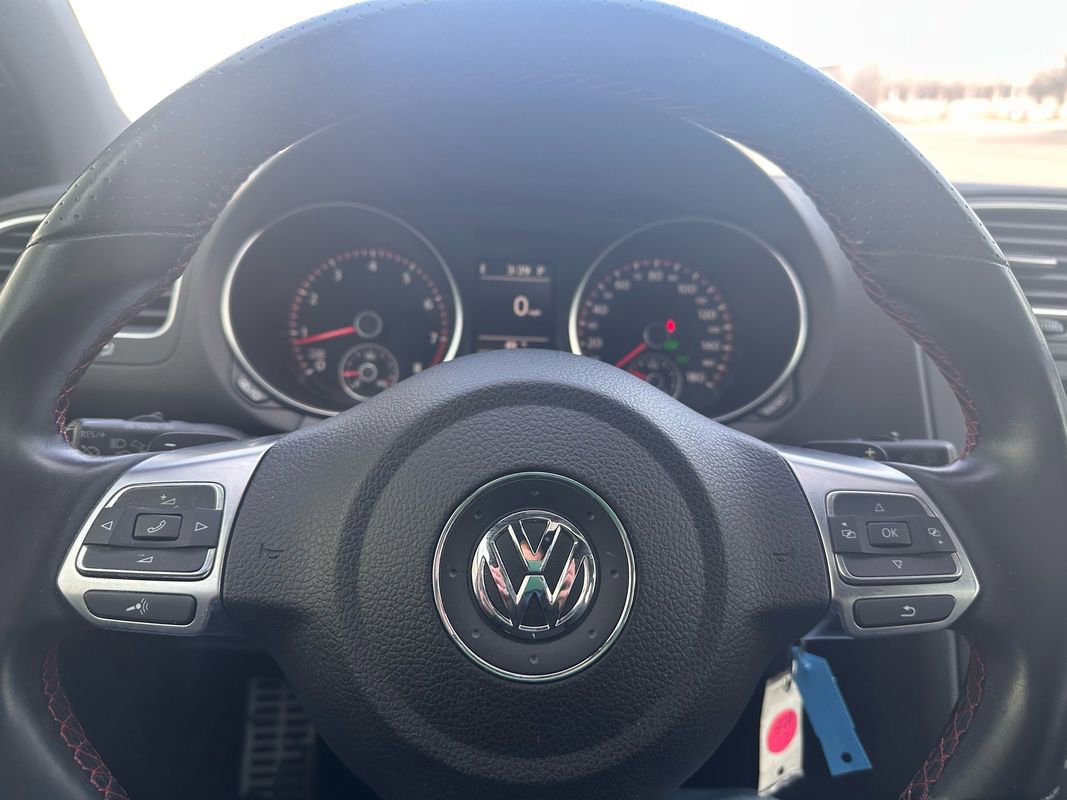 Used 2013 Volkswagen Golf 4-Door image 15