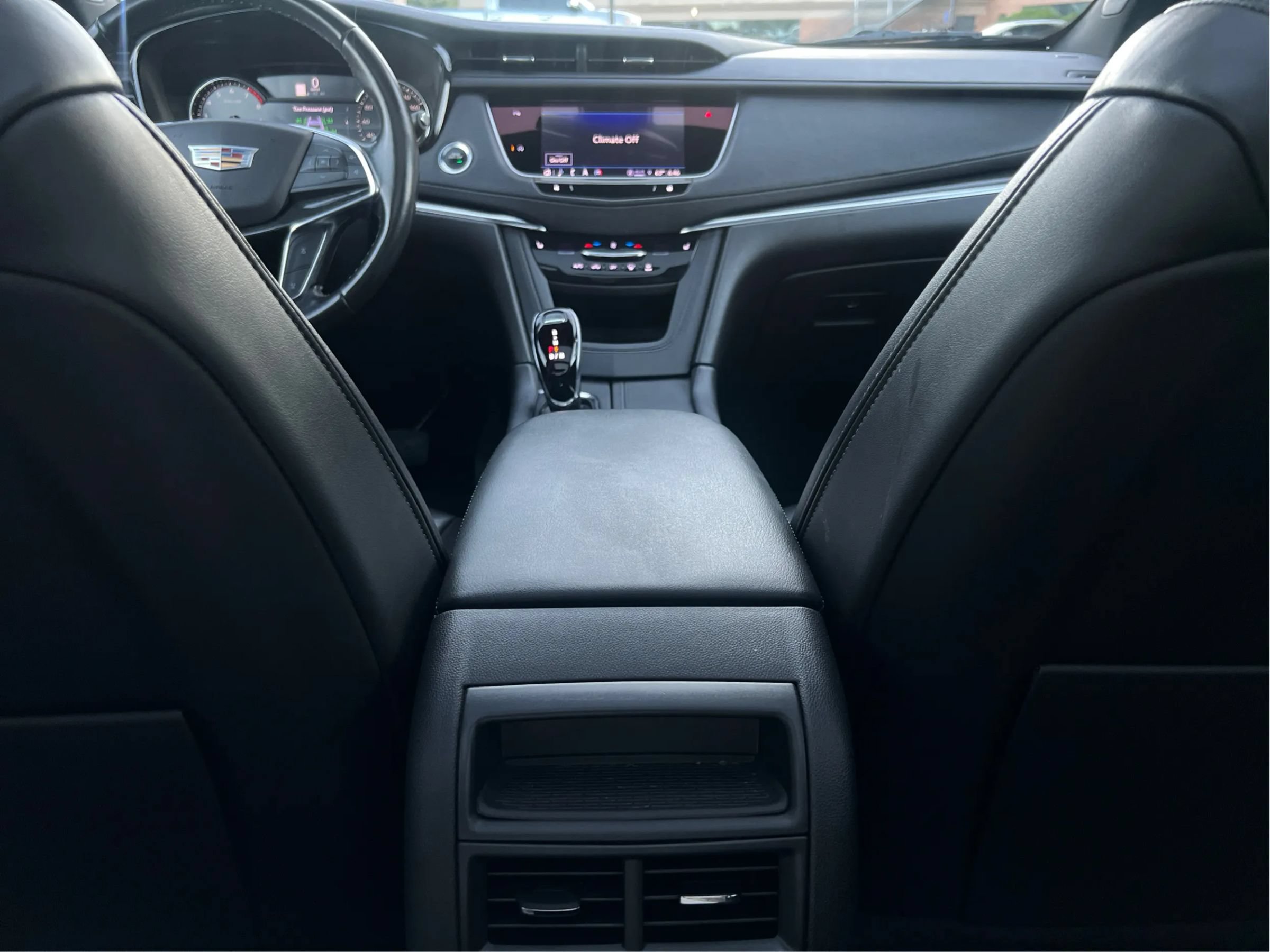 Used 2022 Cadillac XT5 Premium Luxury w/ LPO, ONYX Package AWD/4WD image 37