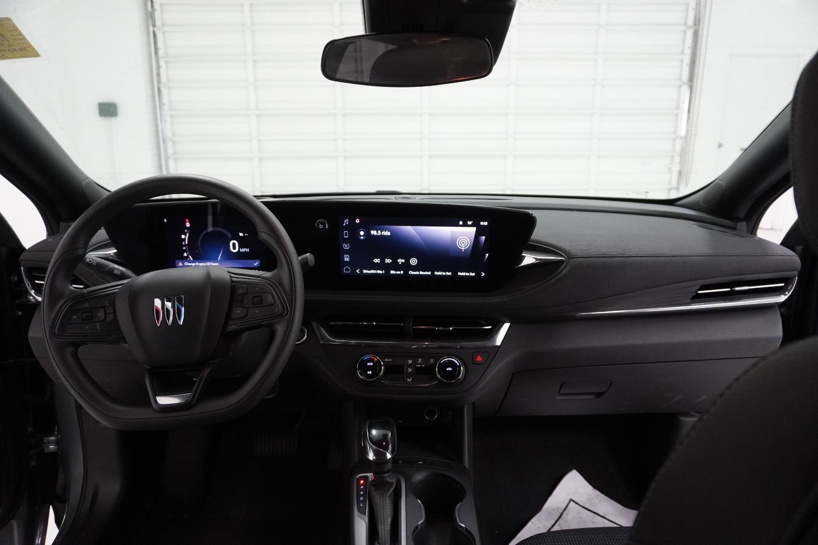 Used 2025 Buick Envista Preferred w/ Convenience II Package image 36