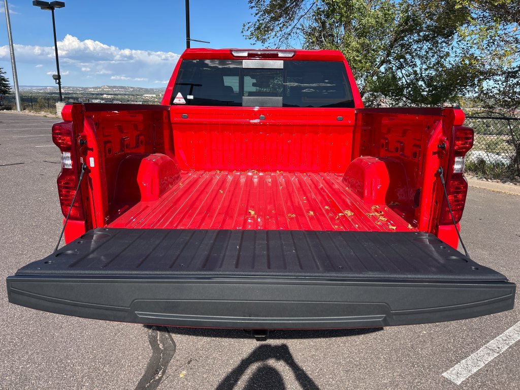 New 2026 Chevrolet Silverado 1500 LT w/ Z71 Off-Road Package AWD/4WD image 5