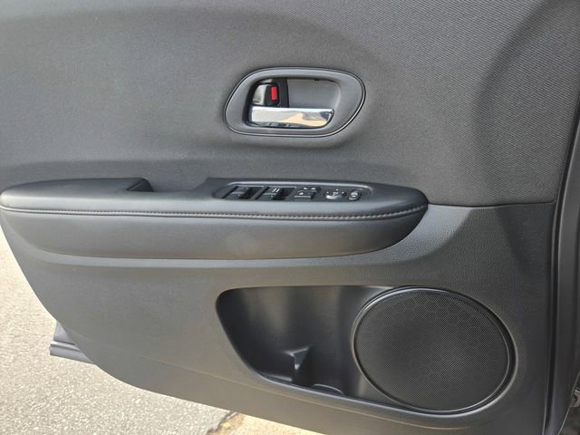 Used 2021 Honda HR-V Sport image 14