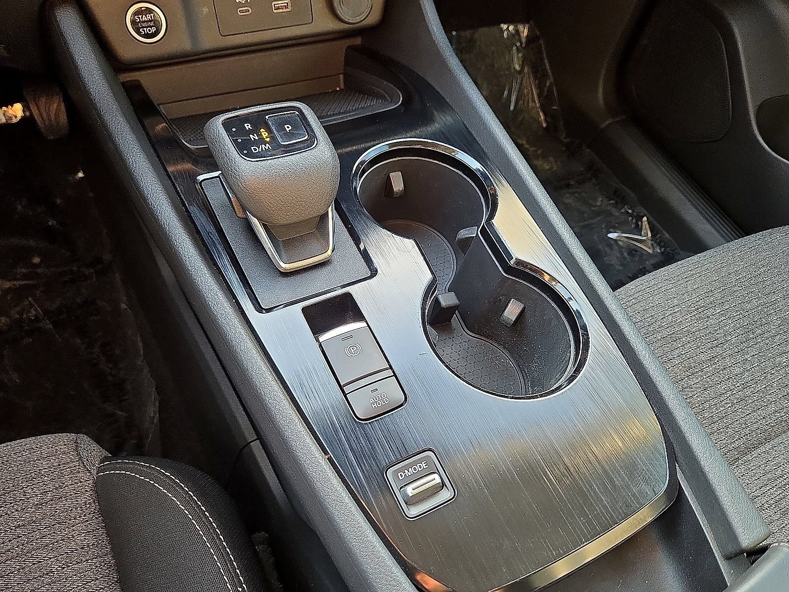 Used 2022 Nissan Rogue SV FWD image 29