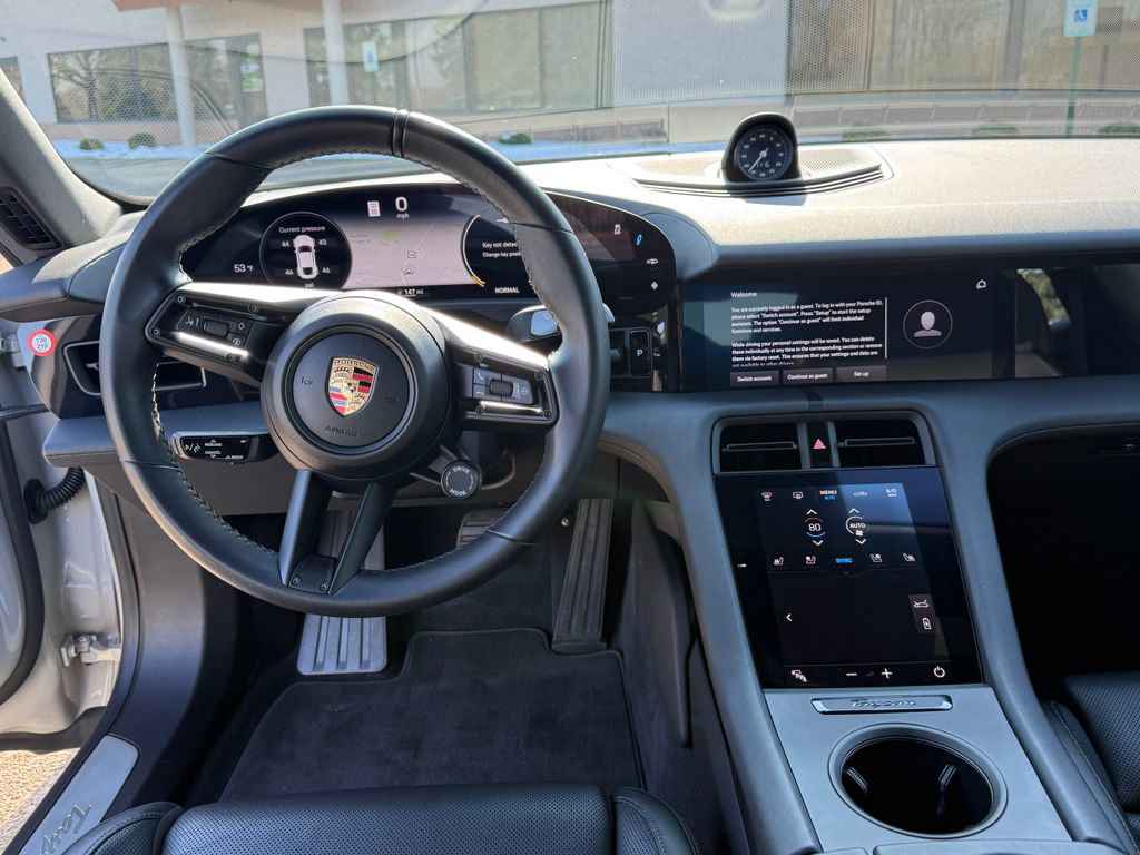 Used 2021 Porsche Taycan 4S image 20