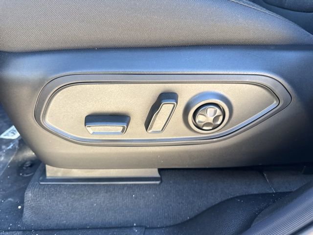 New 2025 Jeep Grand Cherokee L Laredo RWD image 10