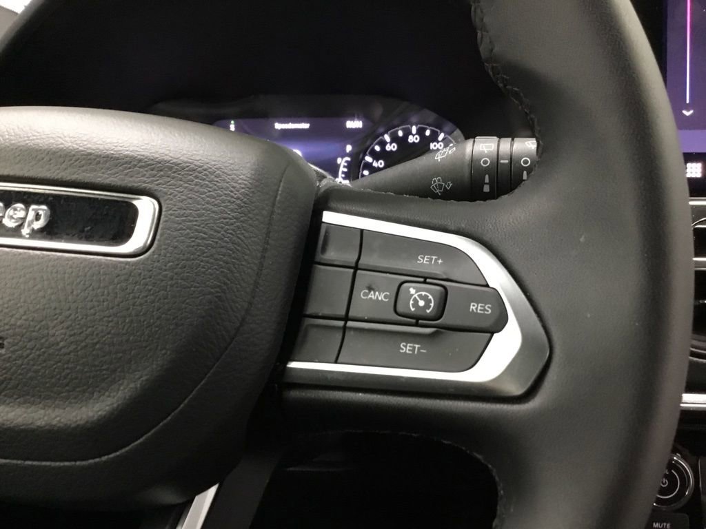 Used 2024 Jeep Compass Latitude w/ Altitude Special Edition image 34