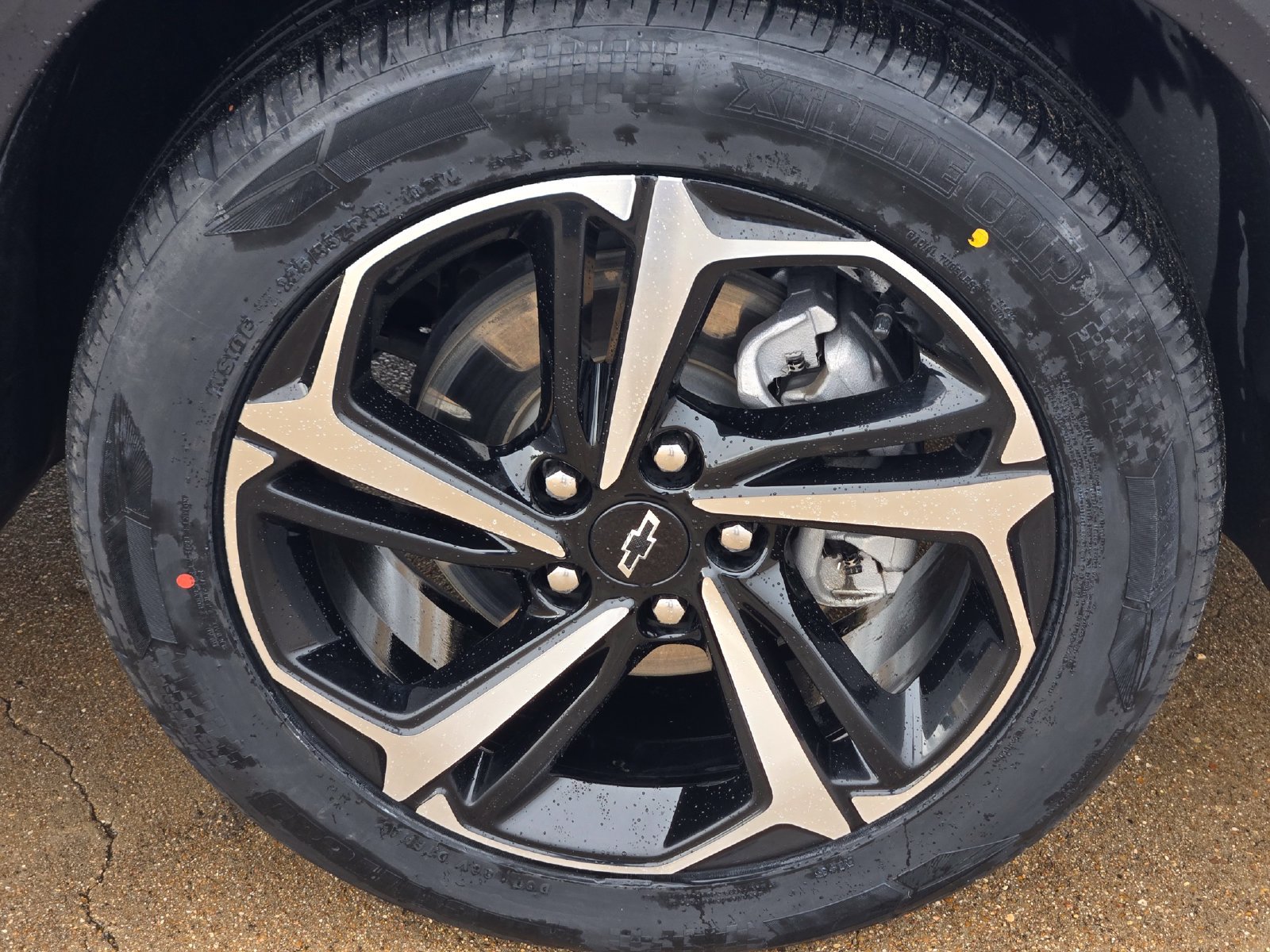 Used 2023 Chevrolet TrailBlazer RS w/ Sun and Liftgate Package FWD image 7
