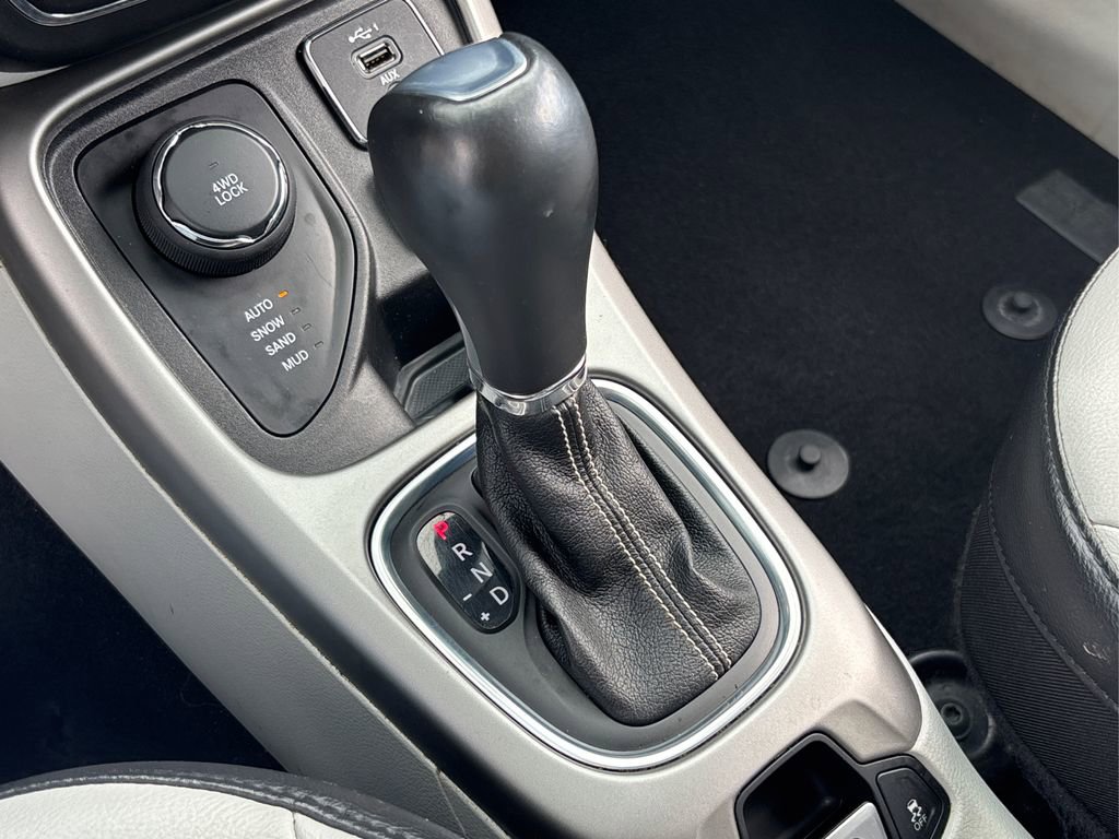 Used 2021 Jeep Compass Latitude w/ Convenience Group image 32