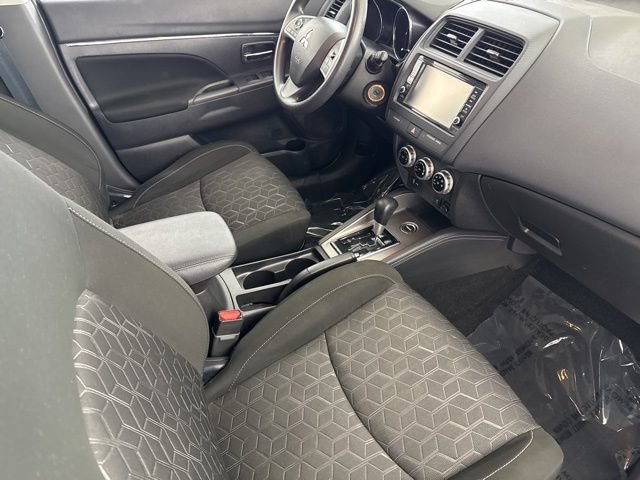 Used 2023 Mitsubishi Outlander Sport SE AWD/4WD image 21