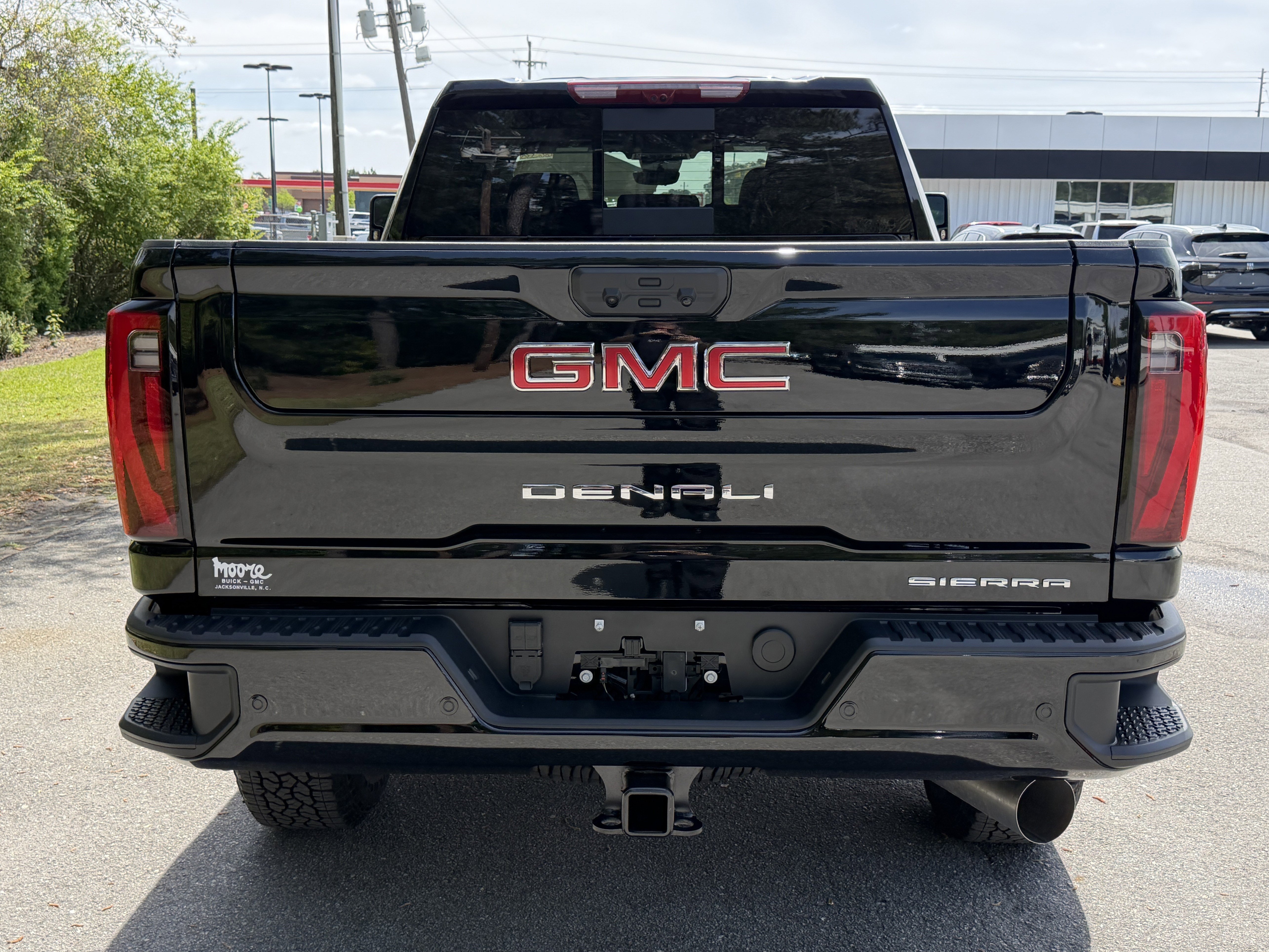 New 2026 GMC Sierra 2500 Denali w/ Denali Reserve Package image 9