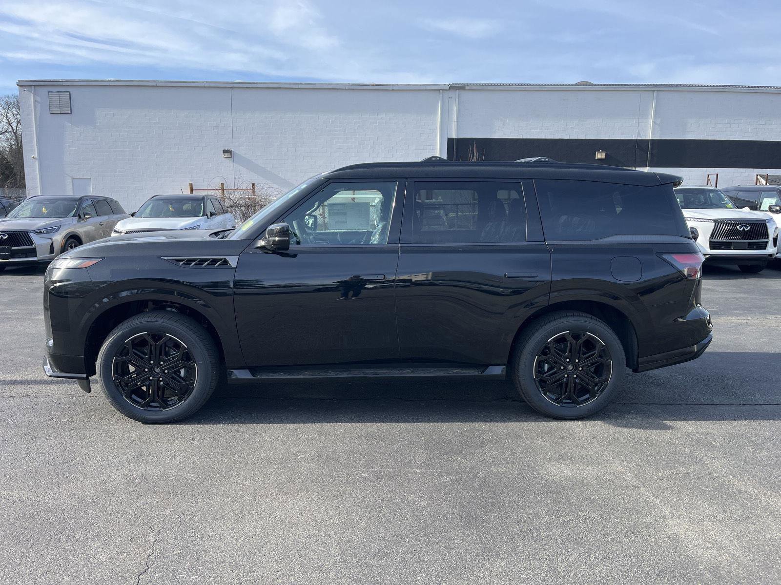New 2026 INFINITI QX80 4WD w/ Sport Exterior Package image 6