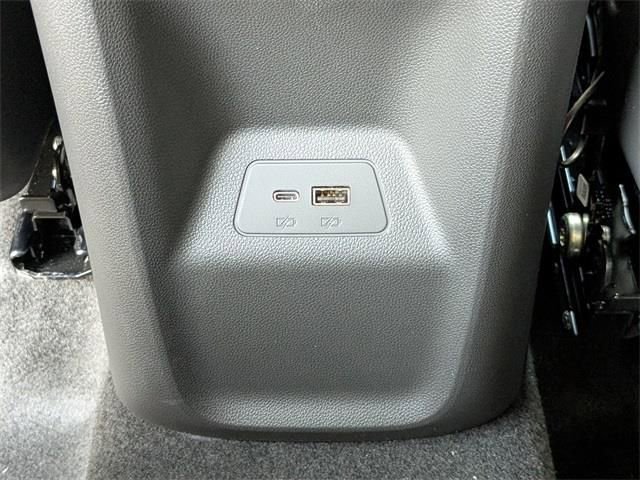 New 2026 Buick Envision Preferred image 17