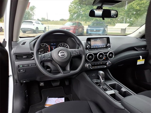New 2025 Nissan Sentra S image 9