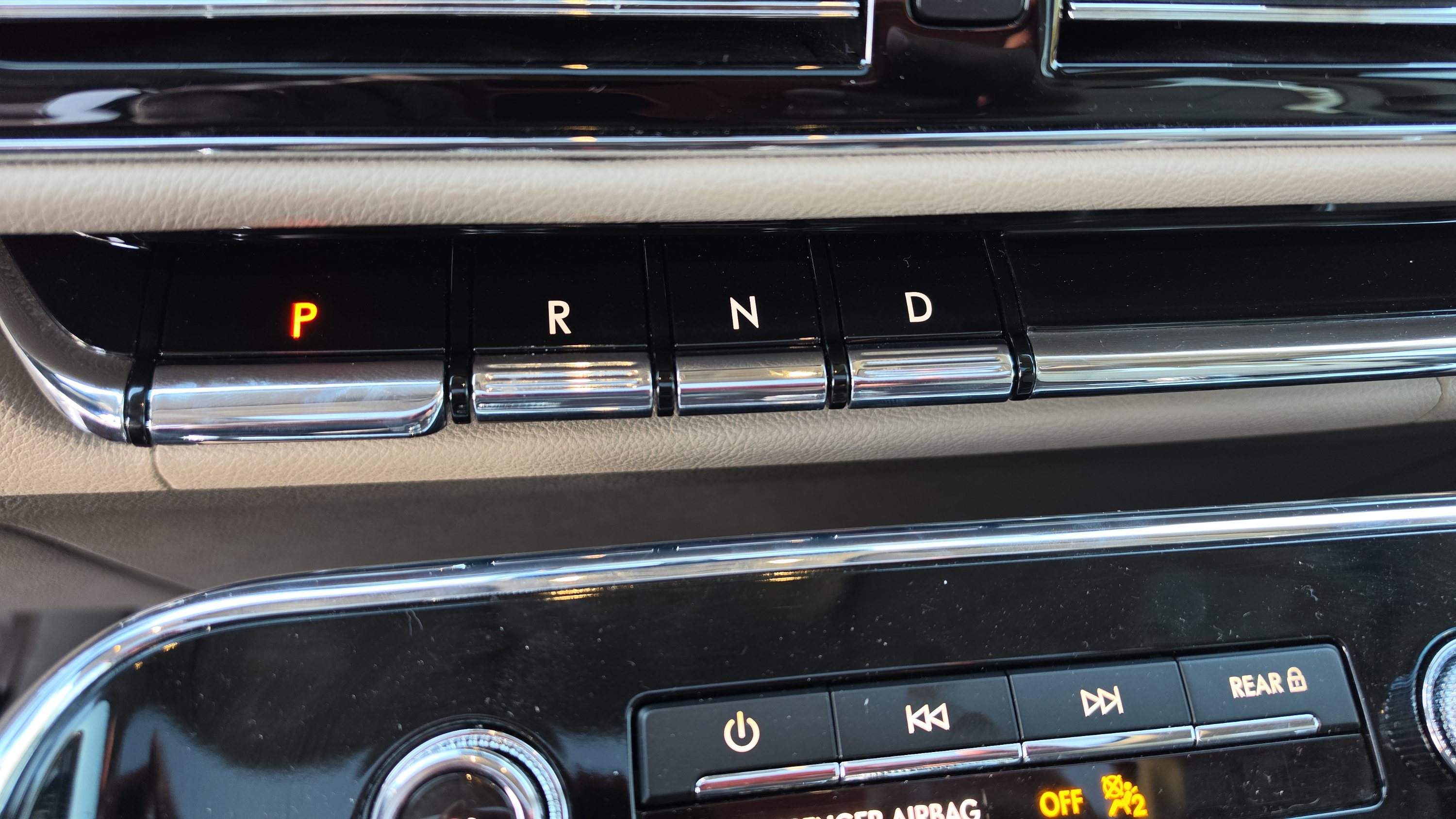 Used 2024 Lincoln Navigator Premiere AWD/4WD image 19