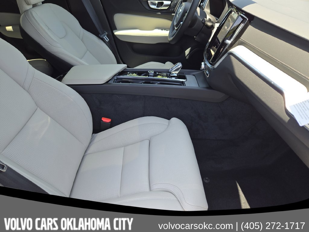 New 2026 Volvo V60 B5 Cross Country Ultra w/ Protection Package Premier AWD/4WD image 11