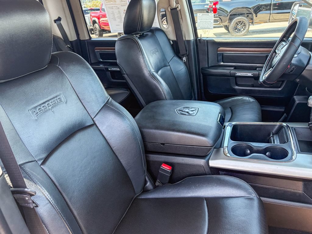 Used 2015 RAM 1500 Laramie w/ Convenience Group AWD/4WD image 40