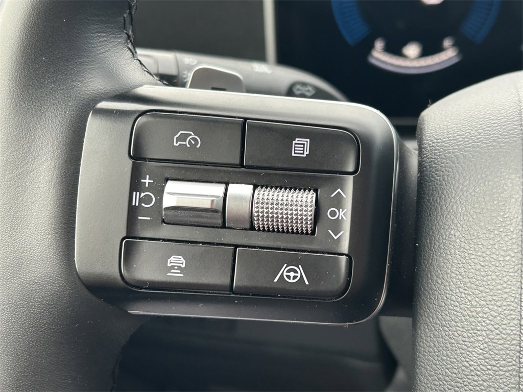 Used 2025 Hyundai Santa Fe SEL image 35