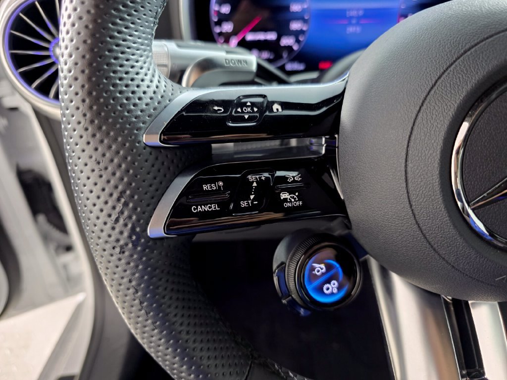 Certified 2025 Mercedes-Benz SL 55 AMG 4MATIC image 18