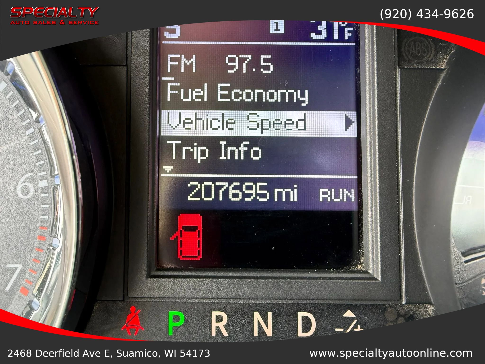 Used 2013 Chrysler Town & Country Touring FWD image 15