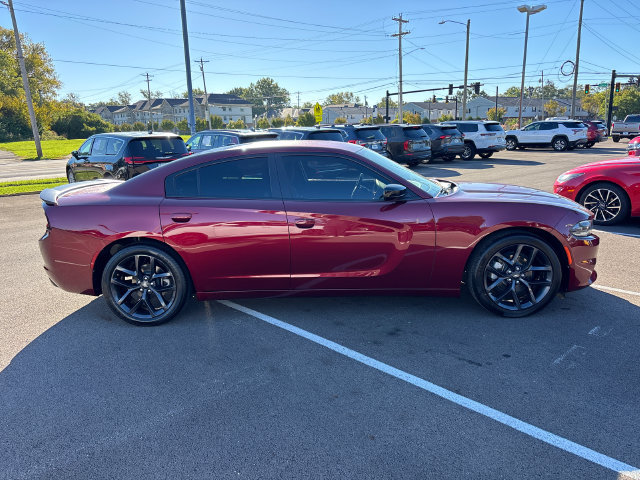 Used 2021 Dodge Charger SXT w/ Blacktop Package RWD image 26