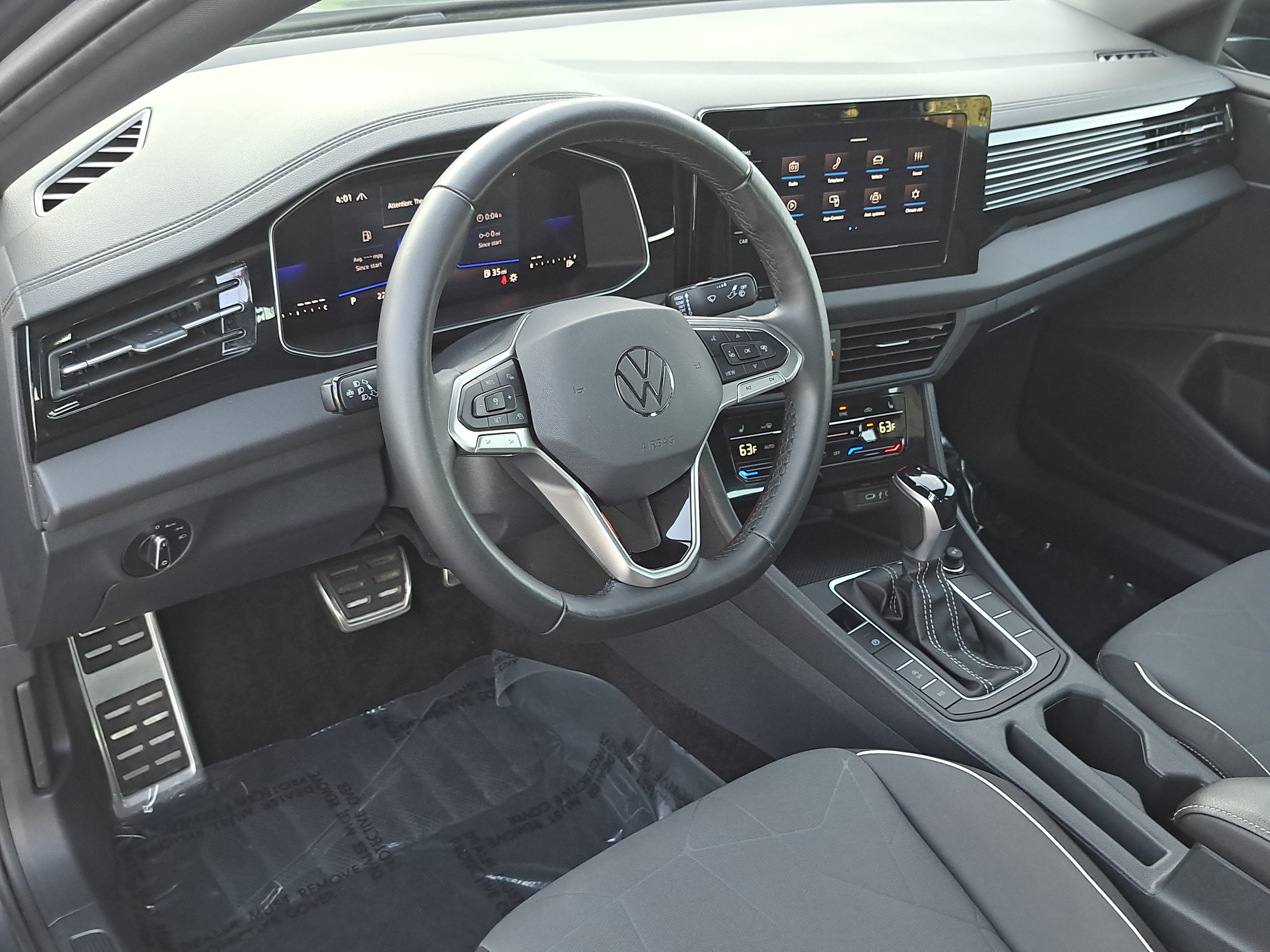 Certified 2025 Volkswagen Jetta Sport FWD image 16