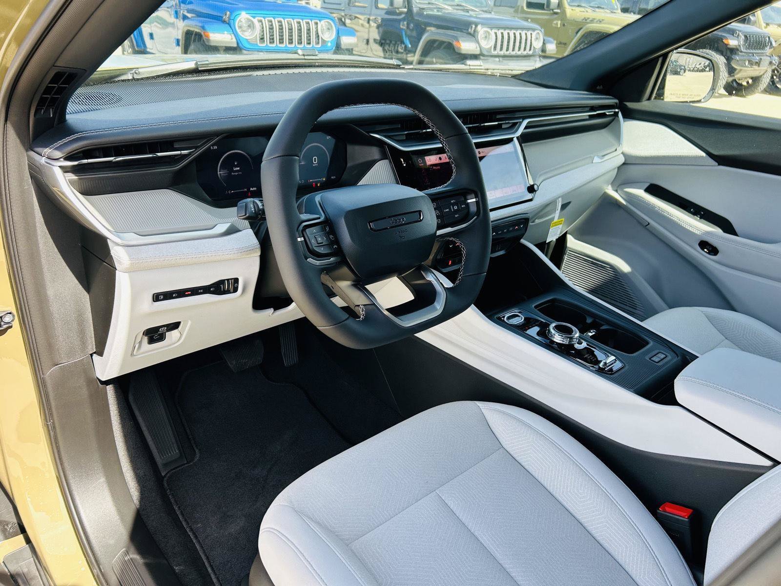 New 2026 Jeep Cherokee Laredo AWD/4WD image 12