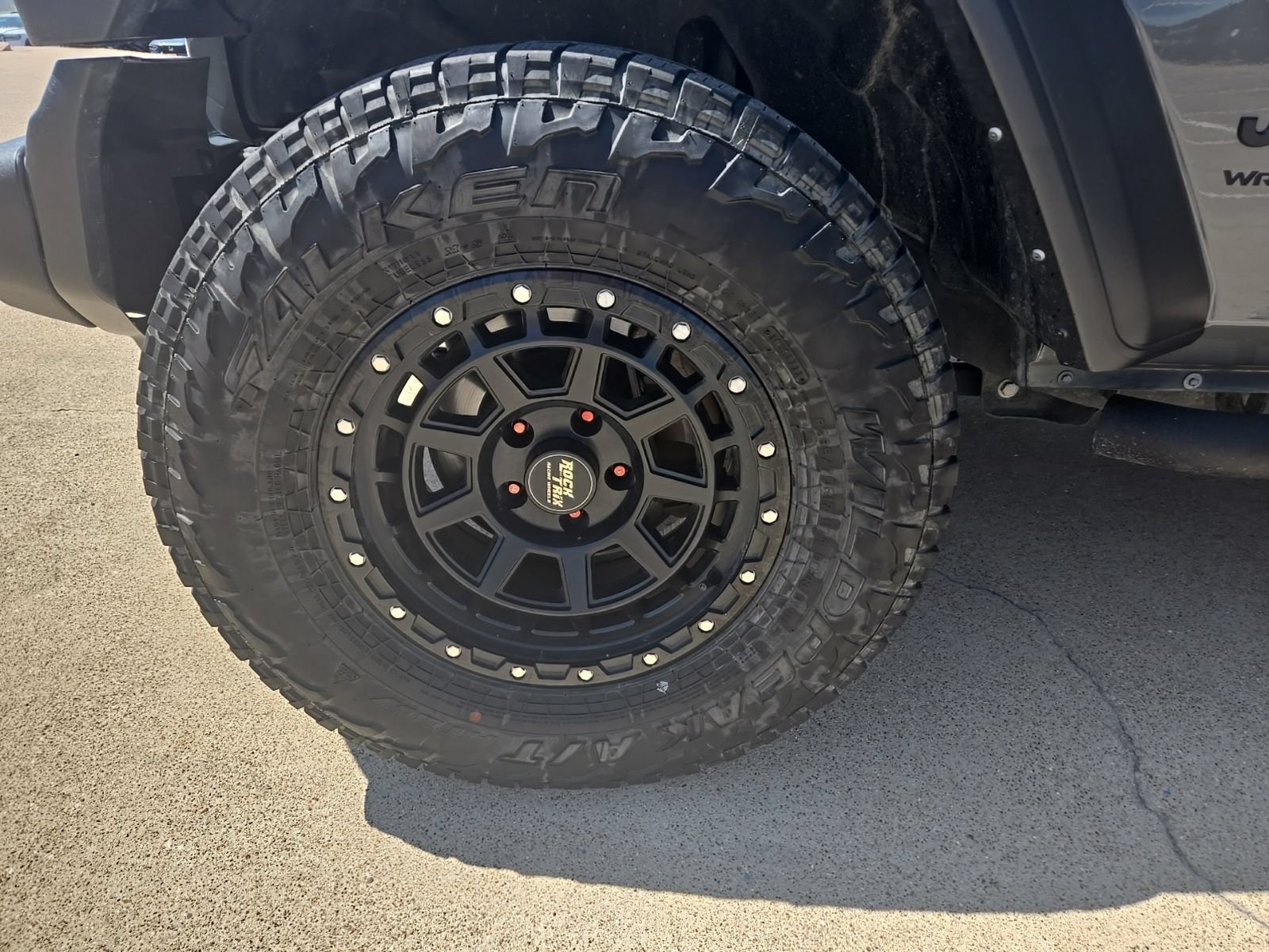 Used 2022 Jeep Wrangler Unlimited Sport AWD/4WD image 17