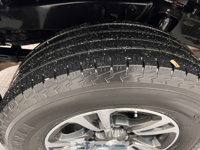 Used 2019 Toyota Tacoma TRD Sport w/ Technology Package AWD/4WD image 14