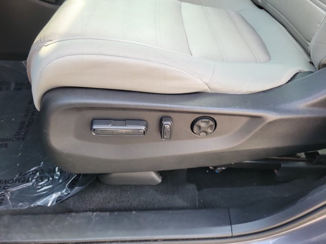 Used 2020 Honda CR-V EX image 16