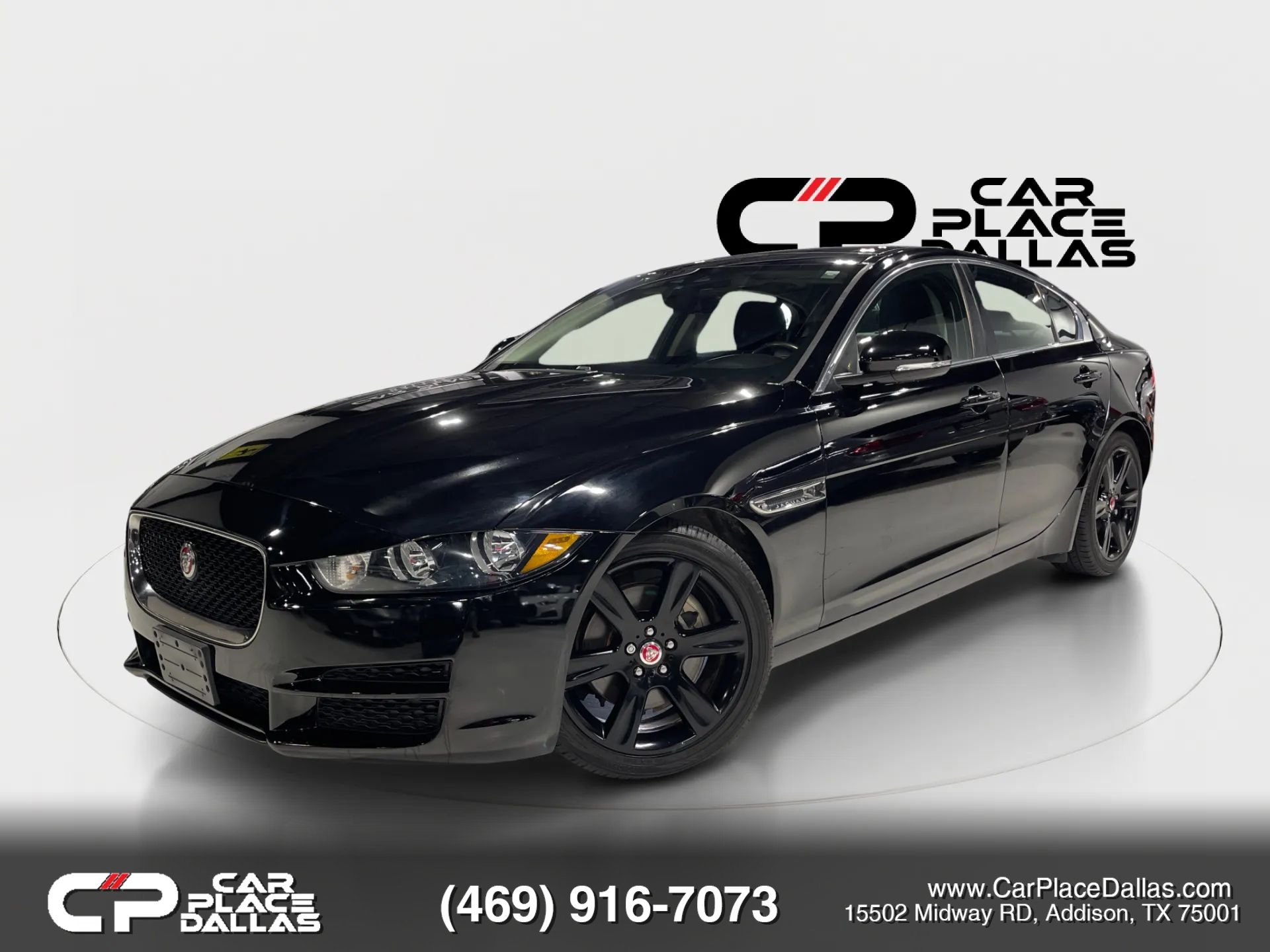 Used 2019 Jaguar XE Prestige RWD image 2
