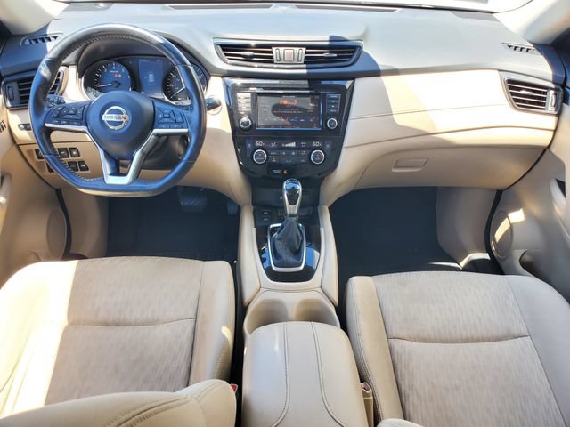 Used 2019 Nissan Rogue SV w/ Premium Package FWD image 3