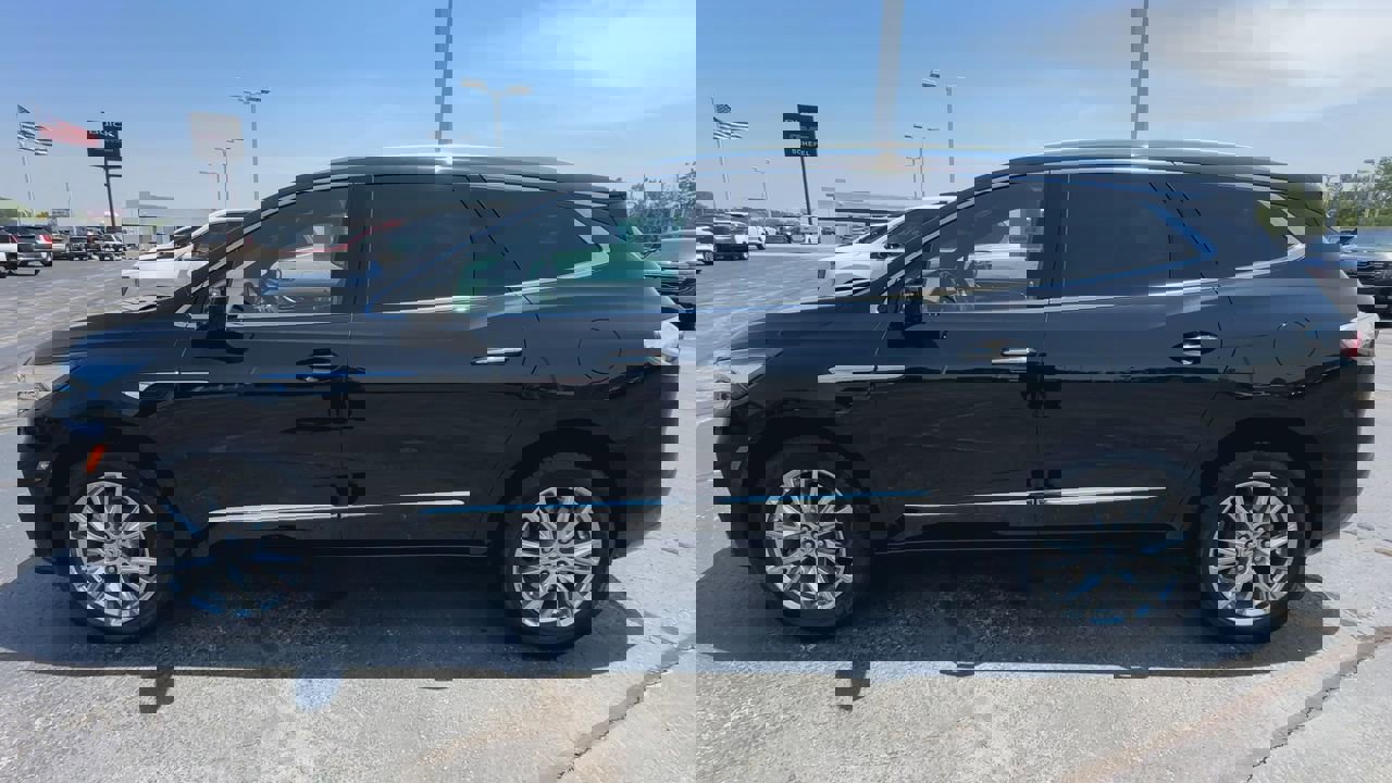 Certified 2023 Buick Enclave Essence w/ Experience Buick Package image 5