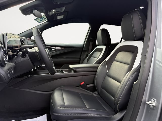 Used 2024 Chevrolet Blazer EV LT AWD/4WD image 9
