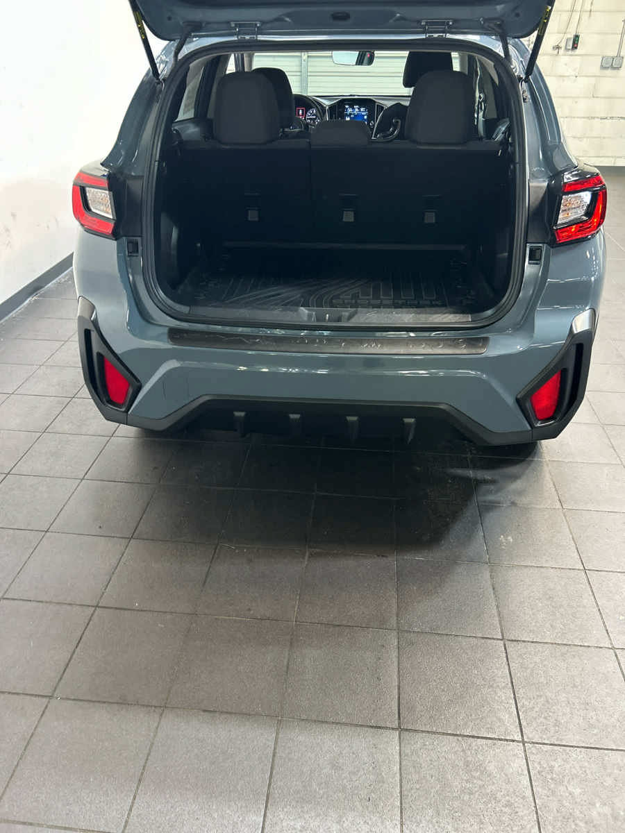 Used 2024 Subaru Crosstrek 2.0i Premium AWD/4WD image 11