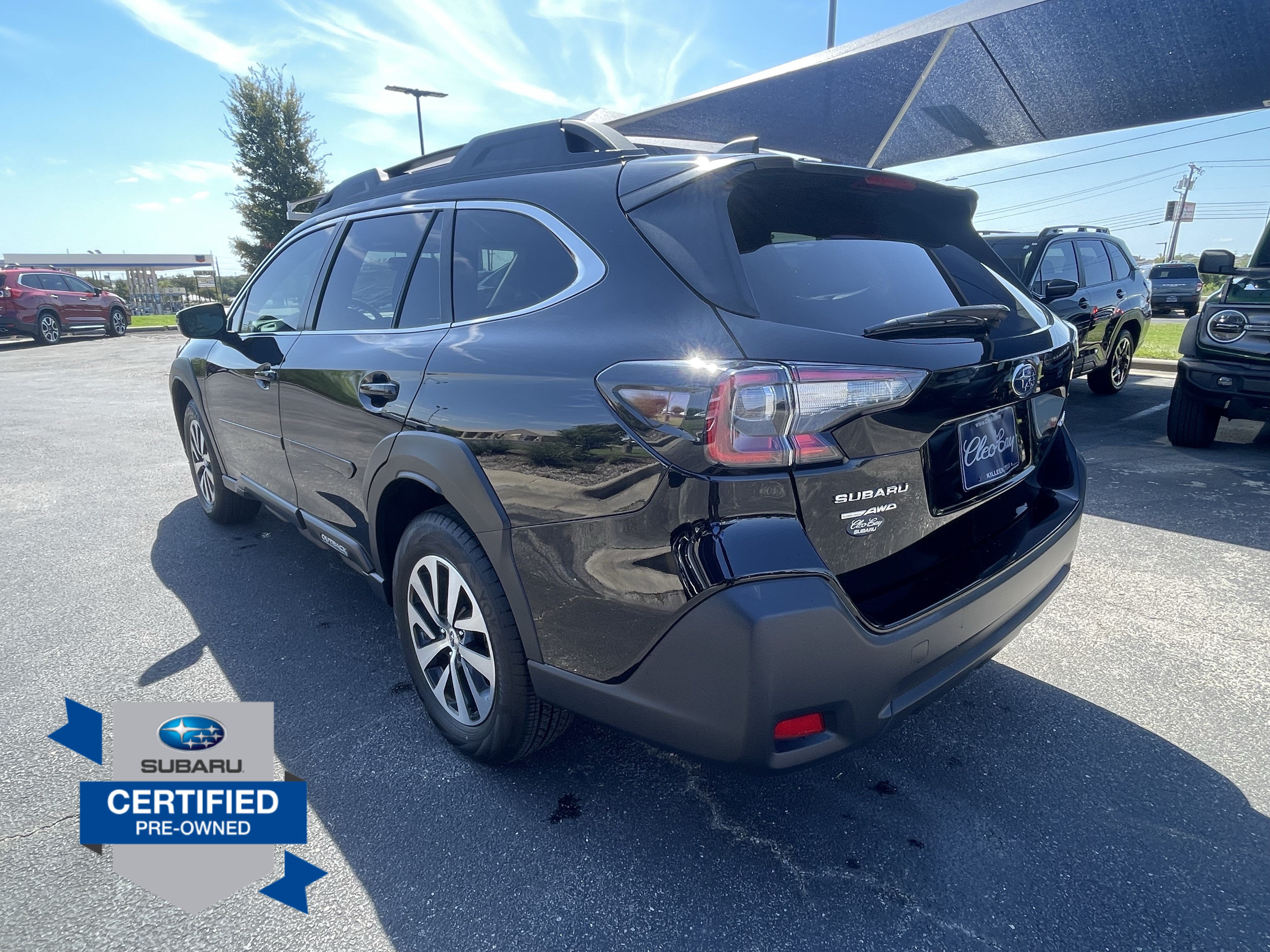 Certified 2024 Subaru Outback Premium AWD/4WD image 5