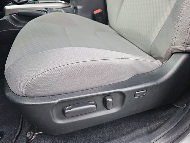 Used 2022 Toyota Tacoma SR5 w/ Technology Package image 16